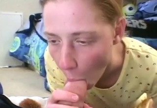 Underdeveloped teen blows her father